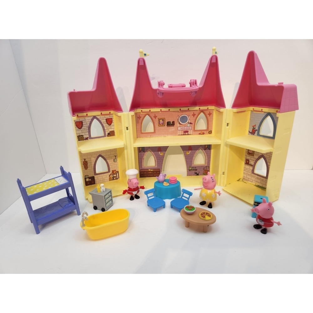 Peppa Pig's Princess Castle Deluxe Playset - with some‎ figures - incomplete - Picture 5 of 8
